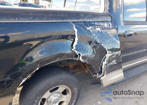 2002 Ford F-150 Lariat/Xlt from USA, damaged, VIN 1FTRW076X2KB49328